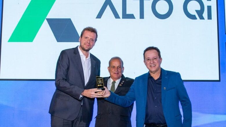 Catarinense AltoQi conquista pela primeira vez o Prêmio Destaques da Construção Civil – INEC 2026