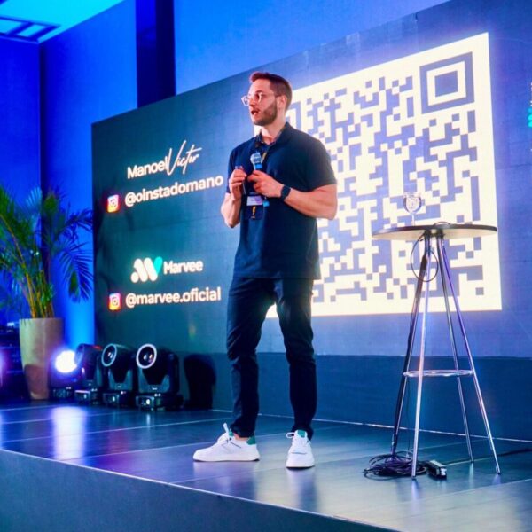 CEO da Marvee destaca impacto da IA para carreira e negócios em evento da Acib
