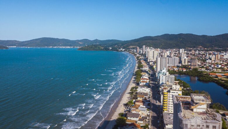 Com 31 mil habitantes, Porto Belo movimenta R$ 2,5 bilhões em imóveis em seis meses
