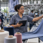 Profissional têxtil está no centro de uma cadeia que movimenta R$ 221 bilhões no Brasil