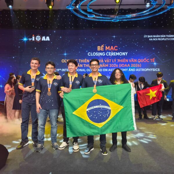 Brasil faz história na Olimpíada Internacional de Astronomia e Astrofísica