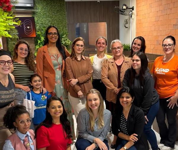 Mulheres que Transformam Indaial promove encontro com dicas práticas para fortalecer a presença digital de empreendedoras
